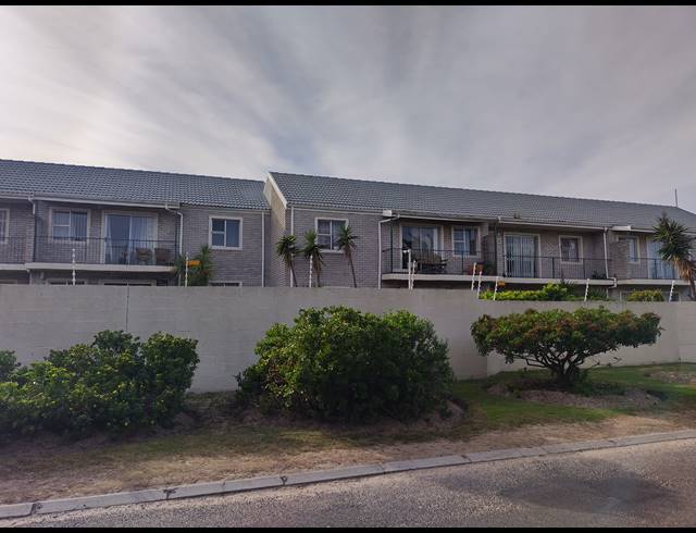 1 BEDROOM APARTMENT FOR SALE IN BLOUBERG SANDS